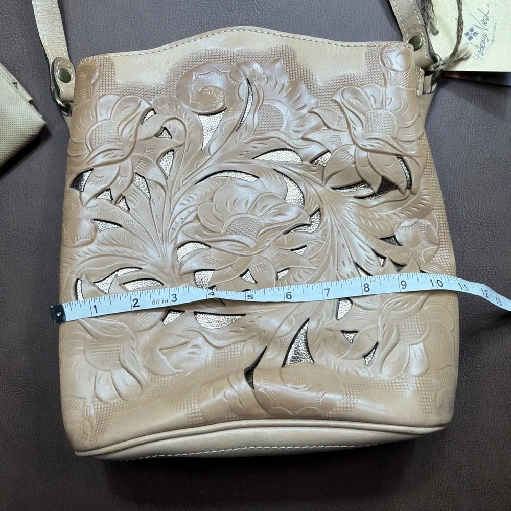 Patricia Nash Crossbody Sling Bag LAVELLO Sand Color Cut Out Floral Leather New!